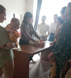Расценки на консультации и визиты специалистов материнских профессий по регионам