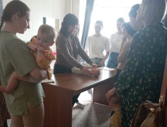 Расценки на консультации и визиты специалистов материнских профессий по регионам